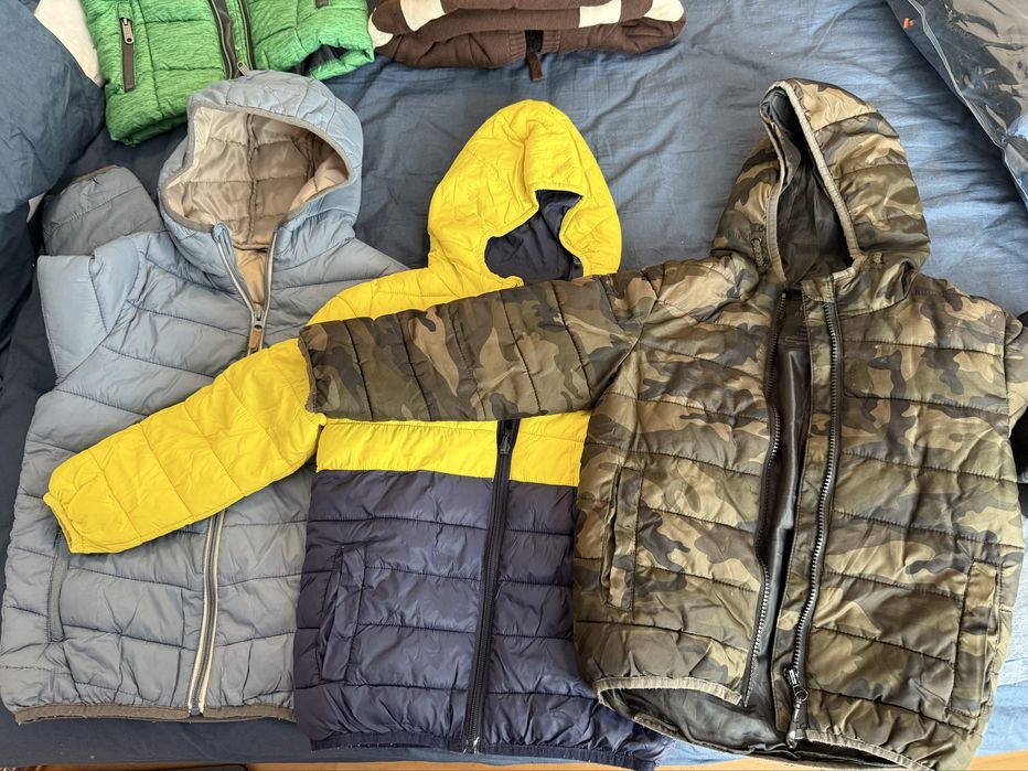 Лот от детски якета