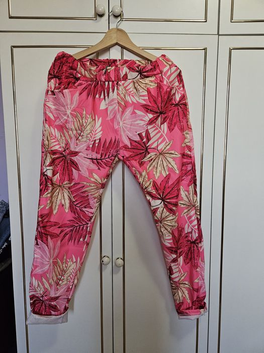 Розов панталон..