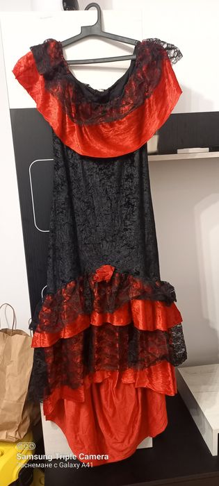 Хелоуин , карнавални костюми ,