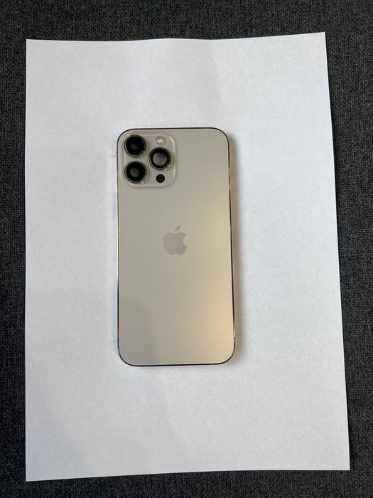 Carcasa iPhone 13 Pro Silver, Originala  550 lei