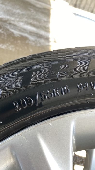 Продам дешевле оригинальный диск Камри