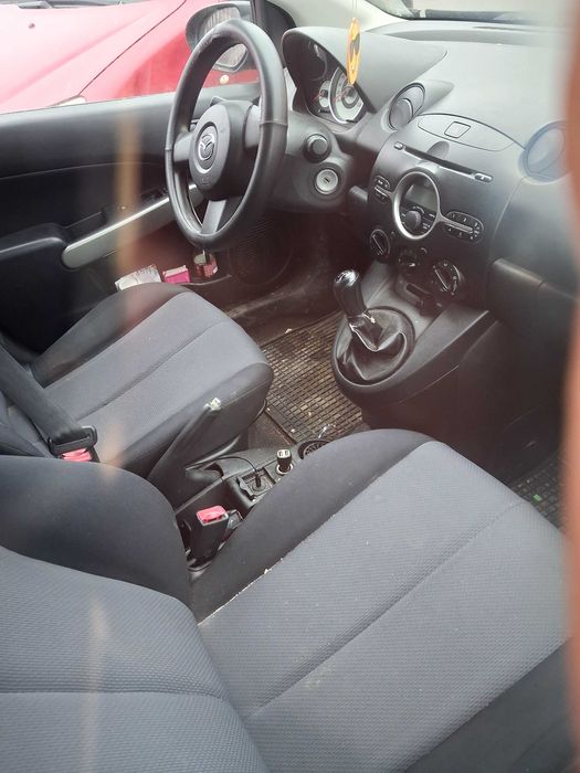 Vand Mazda 2 an 2010