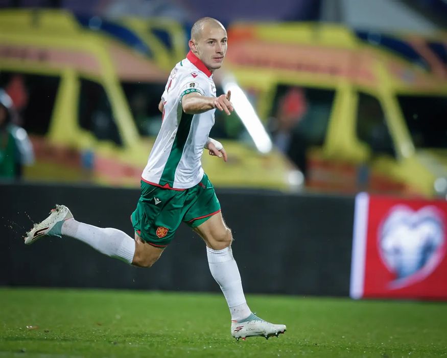 Мачова фланелка на Георги Русев - България