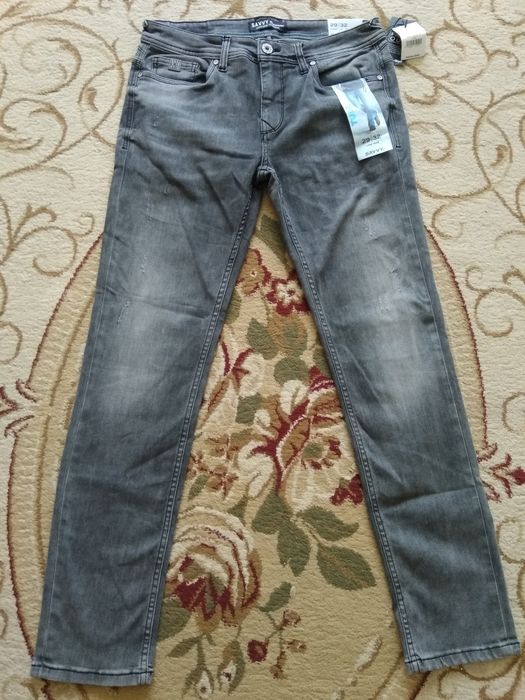 Продам новые джинсы