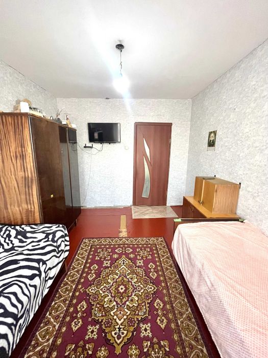 Продаётся 2 комн квартира