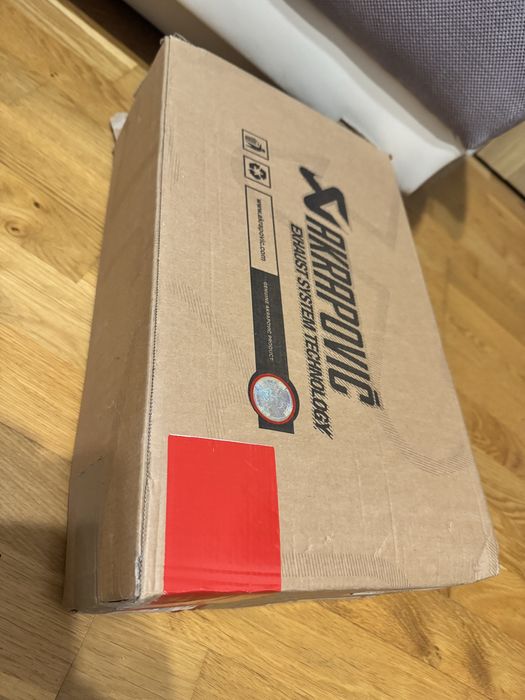 Toba slip on Akrapovic BMW S1000RR 2020-