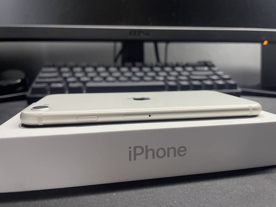 iPhone SE 2022 (3rd Gen) 128 GB