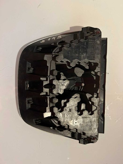 решетка емблема Peugeot 308 модел 2007-2013г. #078S.