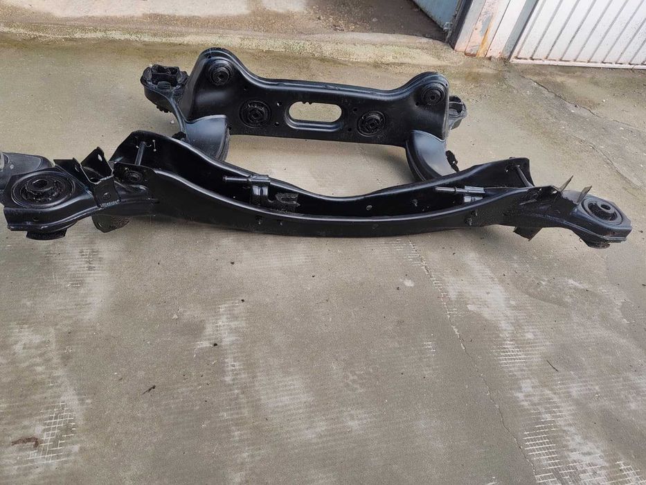 Подсилен оригинален Заден мост Mercedes C класа (W204)