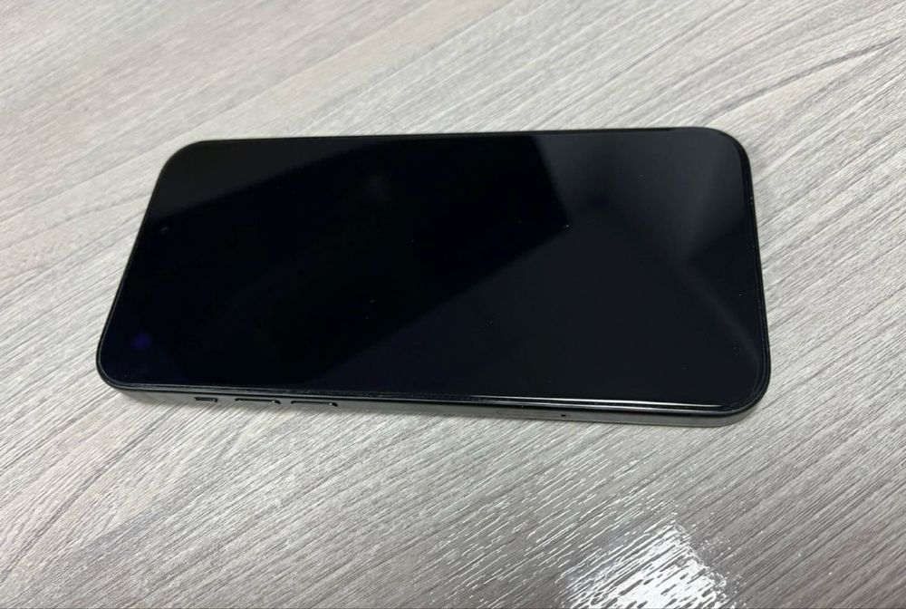 Iphone 15 PLUS - 128 g - black - 86% - 2250 ron !