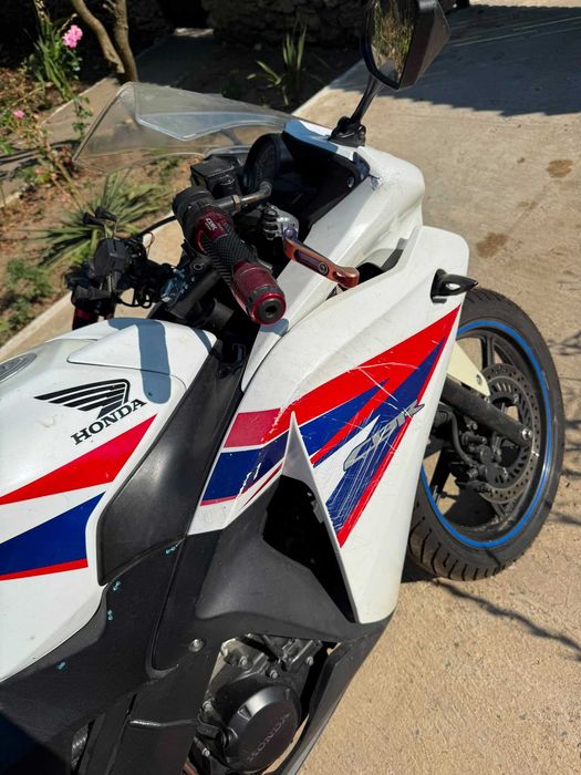 Honda Cbr 125R motocicleta