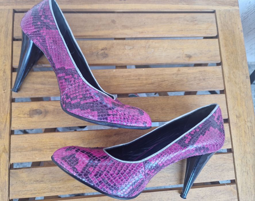 Сандали на Steve Madden,боти Gianni, 37,лилави обувки