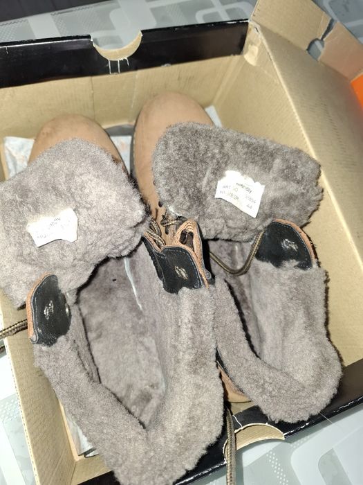 Продам ботинки зимние 44 размера