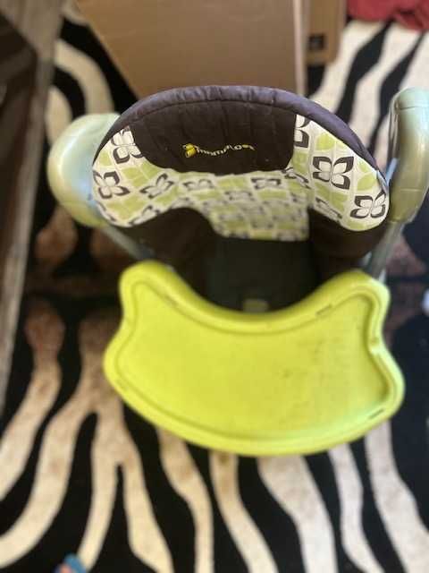 Продам детское кресло