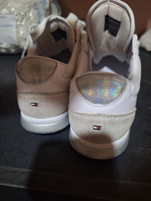 Tommy Hilfiger !