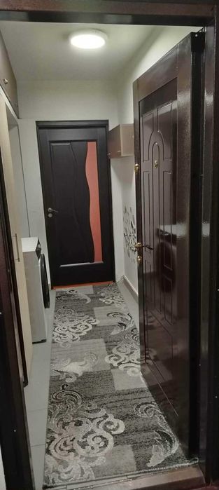 Proprietar Vand apartament 2 camere aleea saturn