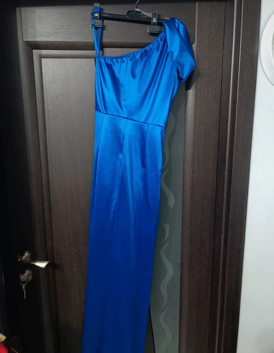 rochie din satin albastra