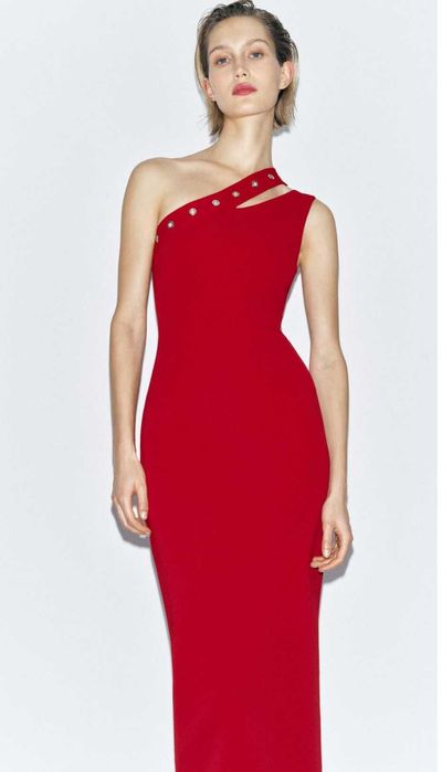 Zara асиметрична рокля размер С