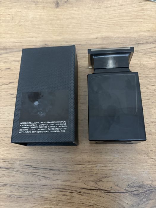 Tom Ford Oud Wood Eau de Parfum 100 мл (Оригинал)