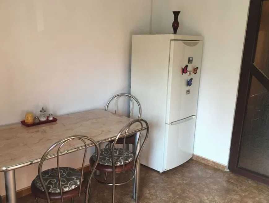 Дава се под наем Едностаен апартамент в Пловдив, Кършияка - 45 кв.м за 153 € - Снимка #3