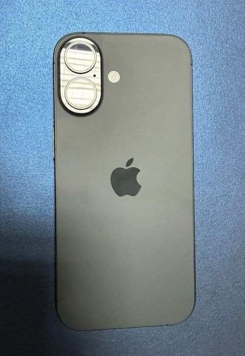 Продам абсолютно новый Iphone 17
