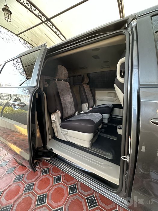 Kia Sedona (CARNIVAL)