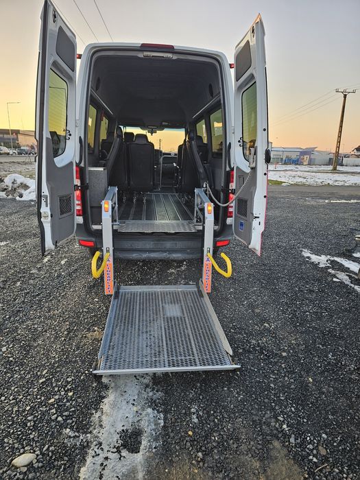 Mercedes sprinter 8+1 lift pers dizabilități