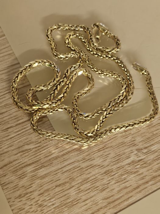 Золотые ювелирные изделия