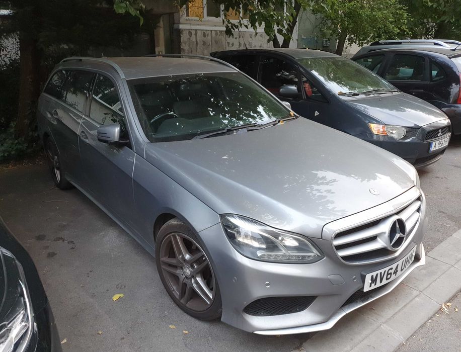 Mercedes-Benz E 220 AMG BLUETEC