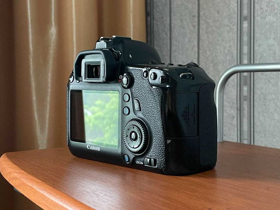 Фотоаппарат Canon EOS 6D (WG) Body