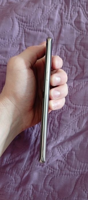 Продам в хорошем состоянии Samsung s8+