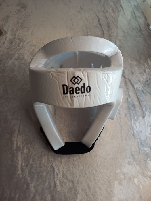 Шлем белый Daedo