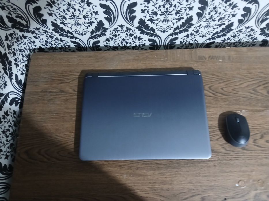 Asus для учёбы современный