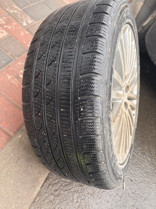 Jante plus cauciucuri 235/45/R17   Wv