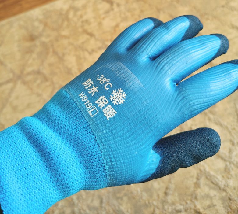 Новые зимние рабочие перчатки