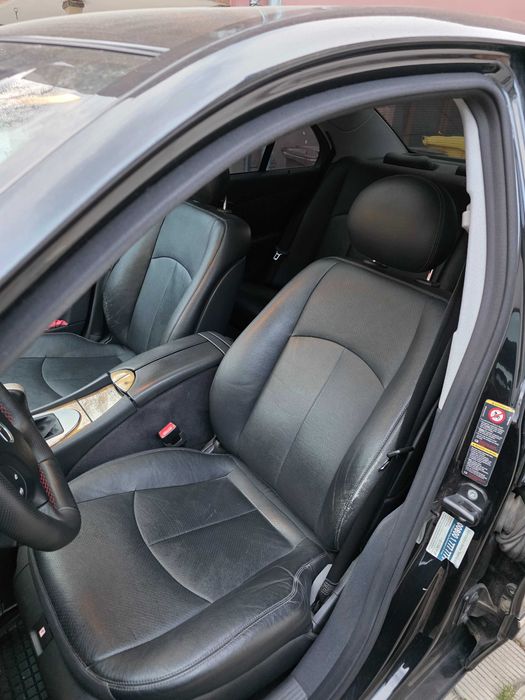 Mercedes-Benz E220 CDI Avangarde – 2005 – Stare excelentă