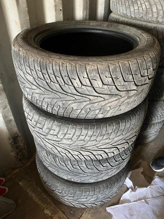 Зимный Автошины 235/50R20