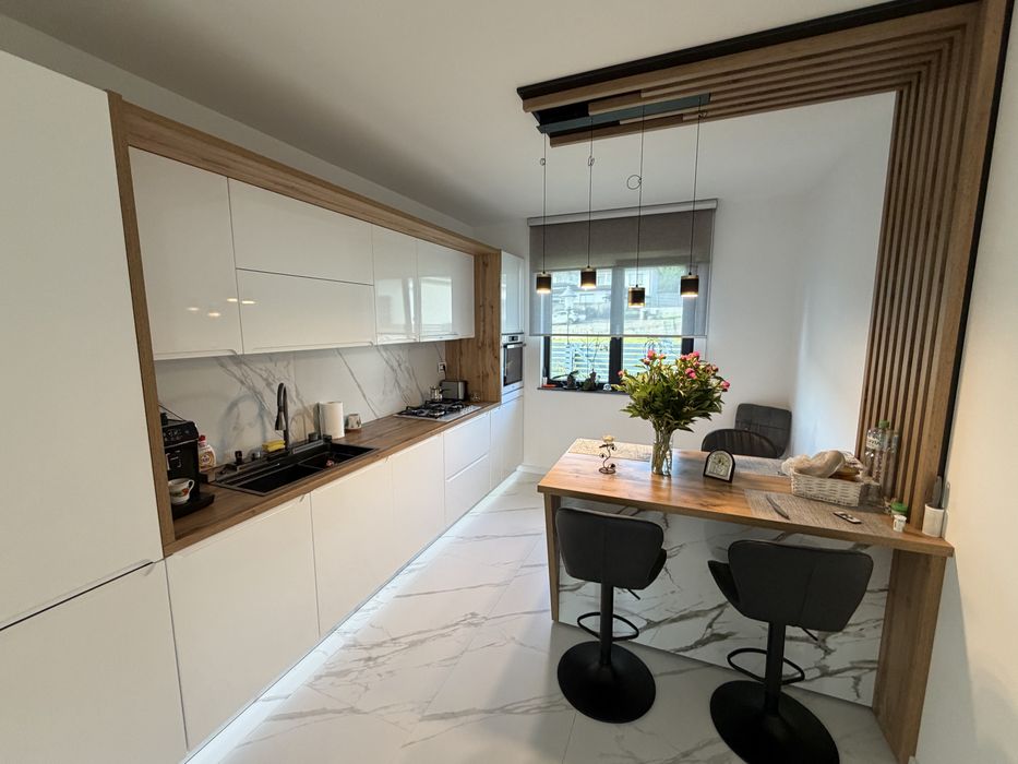 Vand casa/vila premium in Stefanestii Noi, cartier Bratieni