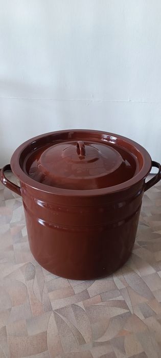 Кастрюли эмалированные
