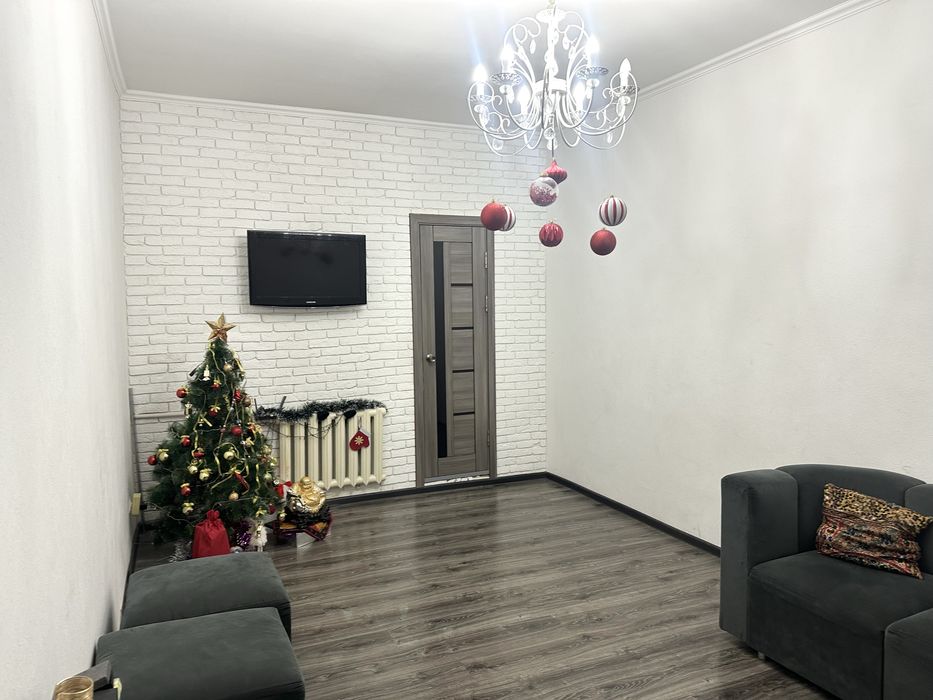 2в3/5/5,Тузель 1, 2 балкона 2х3, Галантерейка, Дока хлеб,