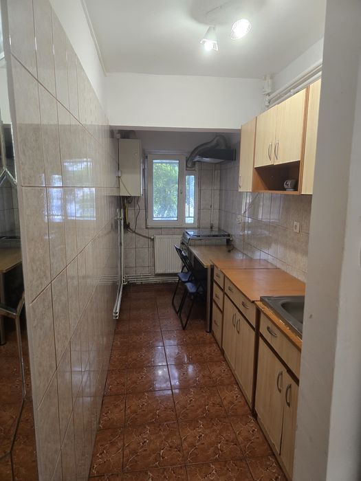 Garsoniera decomandata cu centrala proprie