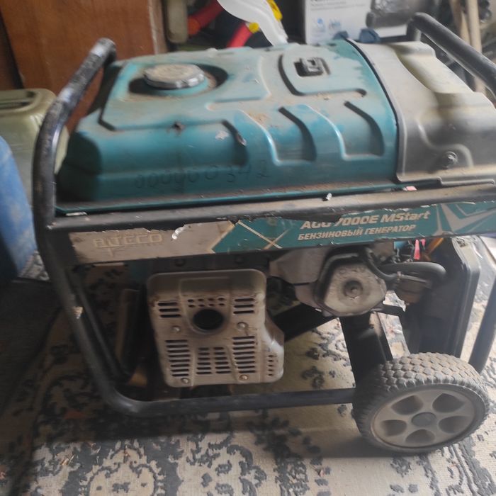 Продам генератор