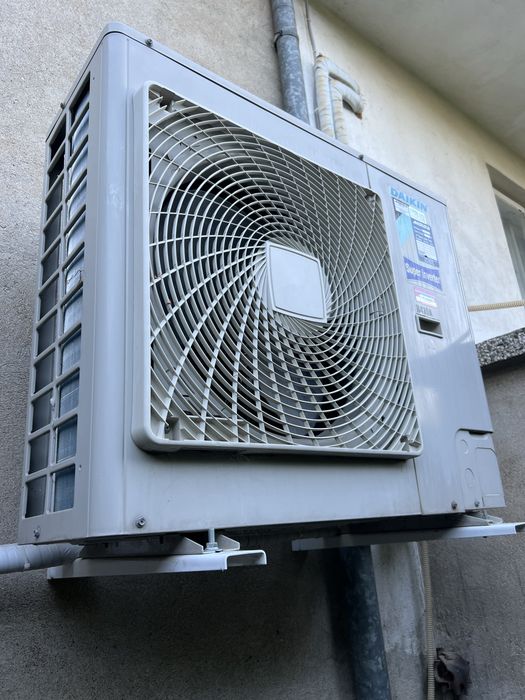 Климатик Daikin 71