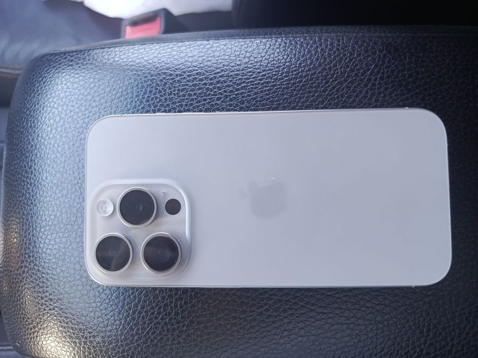 iPhone 15 pro 256 в идеальном состоянии