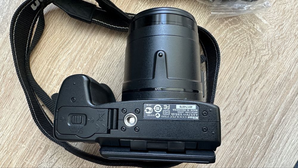 Професионален апарат Nikon Coolpix P500 36X Optical Zoom