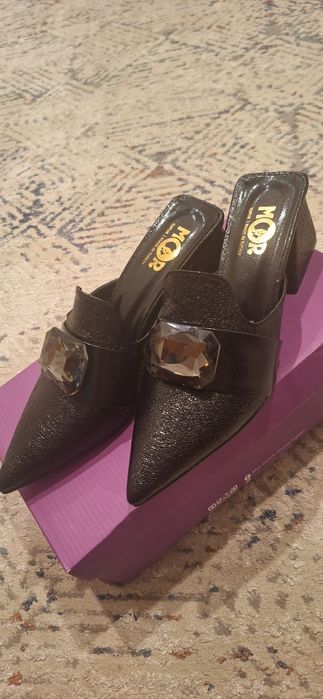 Продам красивие туфли