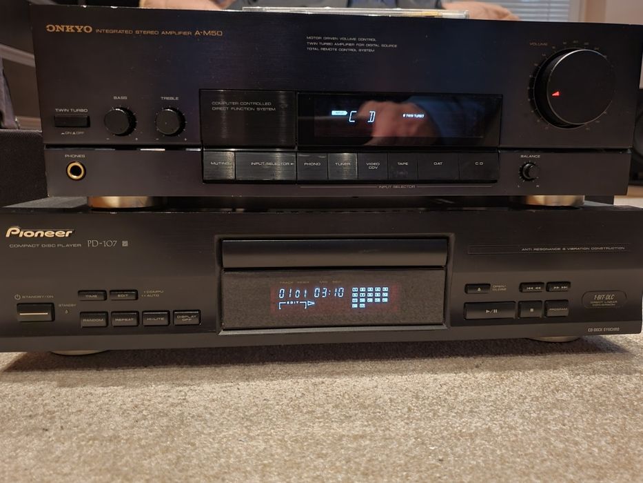 Стерео усилвател Onkyo a-m50