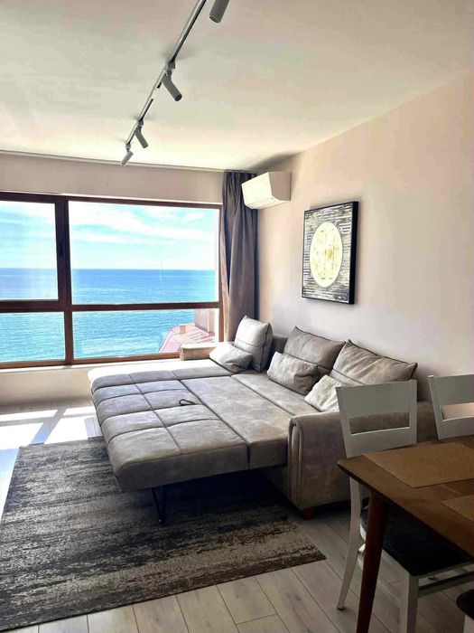 Двустаен апартамент с морска панорама в комплекс Ла Мер-Кабакум!