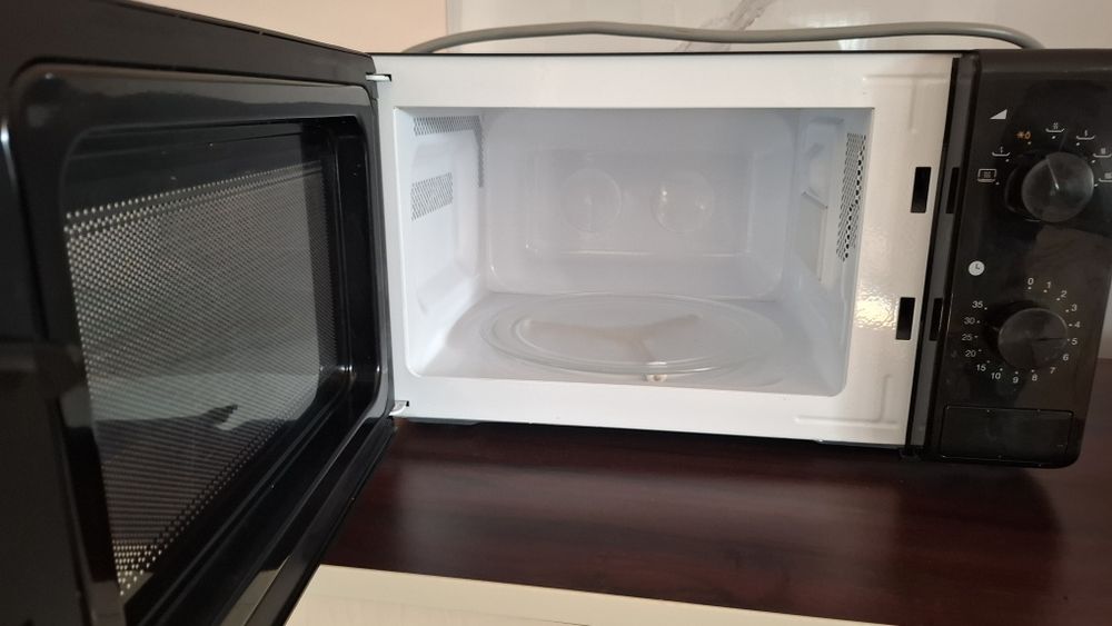 Cuptor microunde Daewoo