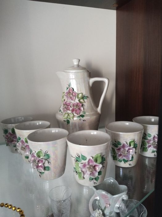 Посуда ,сервизы,продам